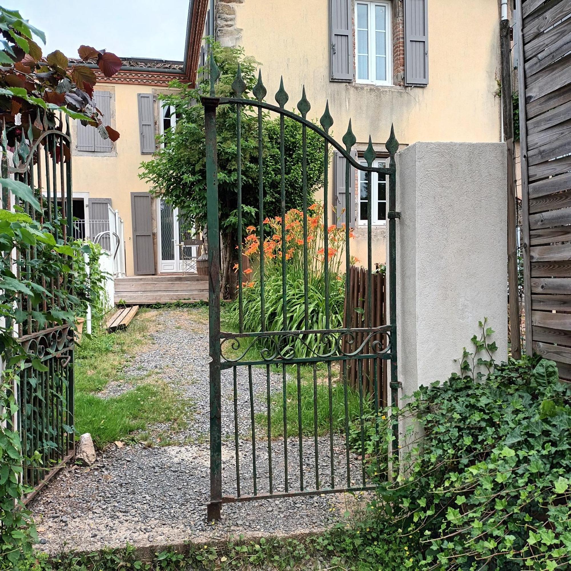 Le Relais Du Fraysse - Chambres D'Hotes Le Fraysse Bagian luar foto